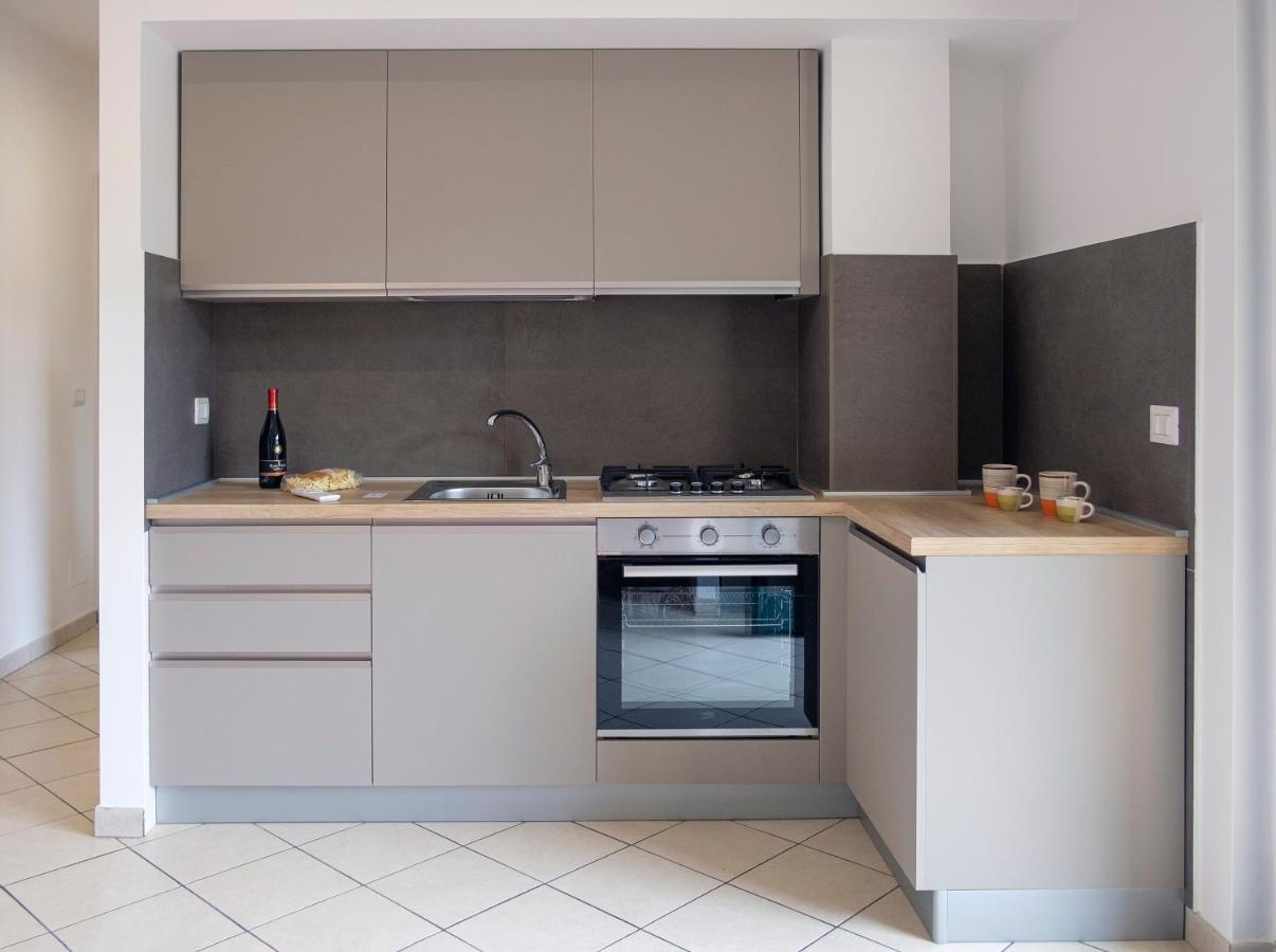 Magico Apartments - 450M Dalla Spiaggia Capo dʼOrlando Екстериор снимка
