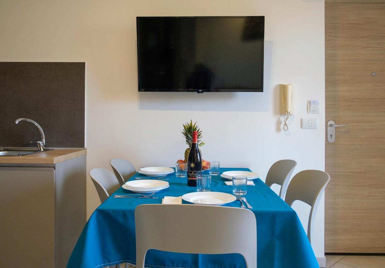 Magico Apartments - 450M Dalla Spiaggia Capo dʼOrlando Екстериор снимка
