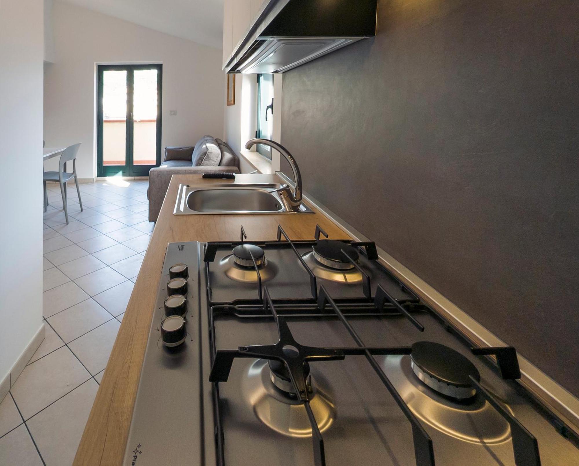 Magico Apartments - 450M Dalla Spiaggia Capo dʼOrlando Екстериор снимка