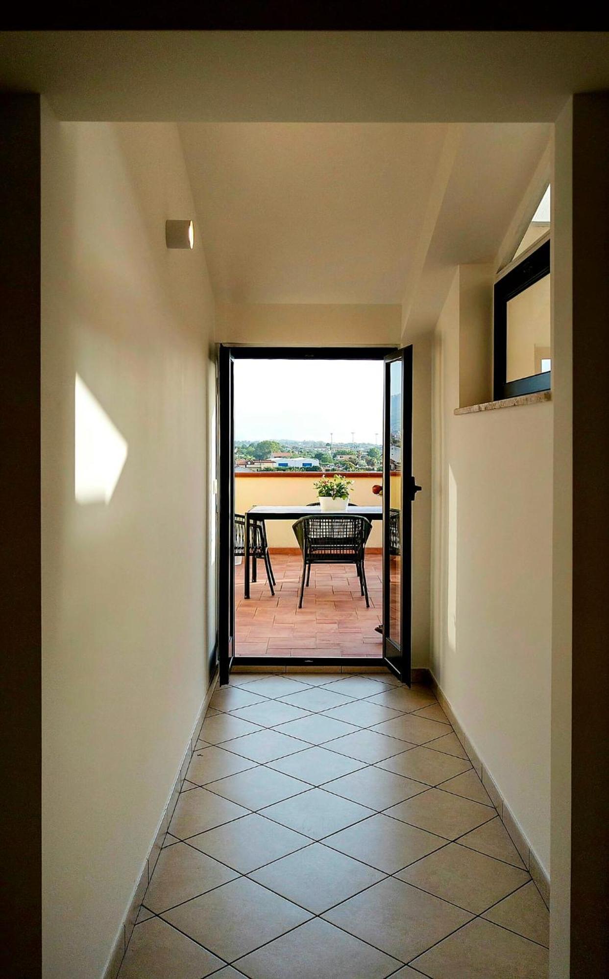 Magico Apartments - 450M Dalla Spiaggia Capo dʼOrlando Екстериор снимка