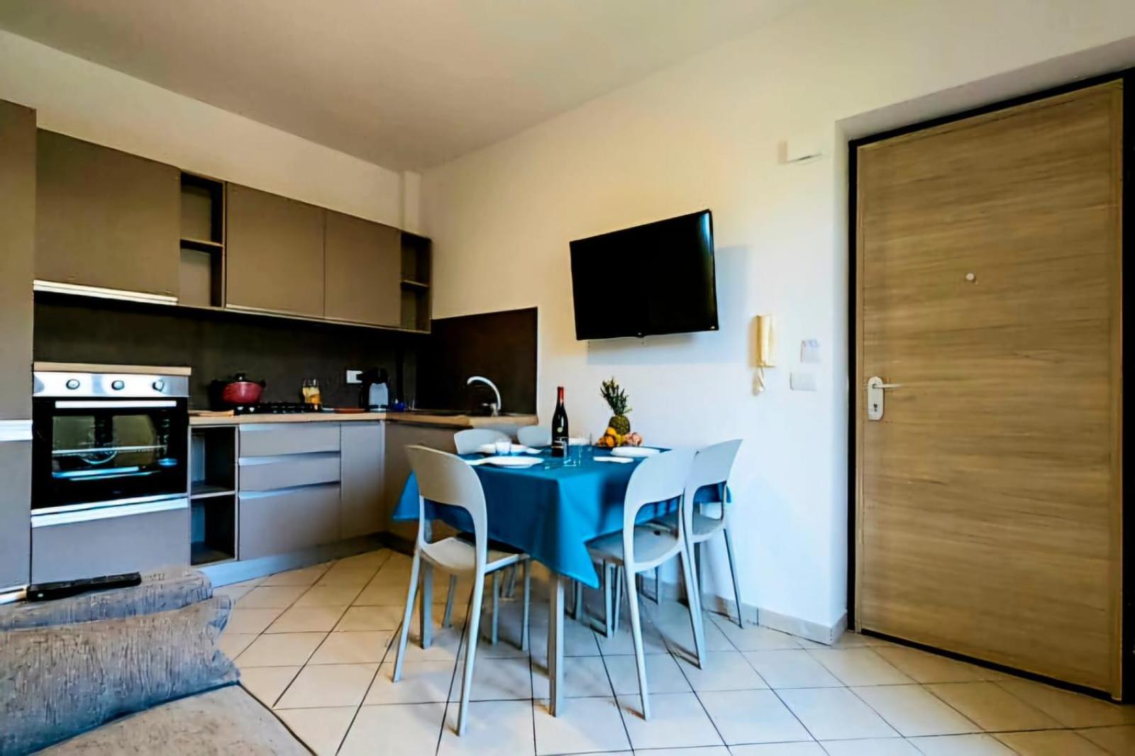 Magico Apartments - 450M Dalla Spiaggia Capo dʼOrlando Екстериор снимка